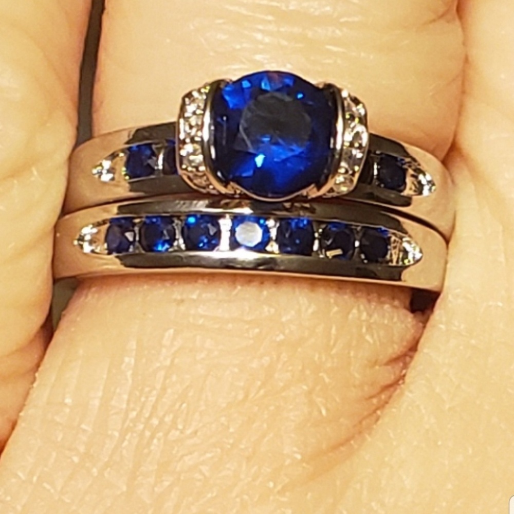 Size 6 wedding ring set